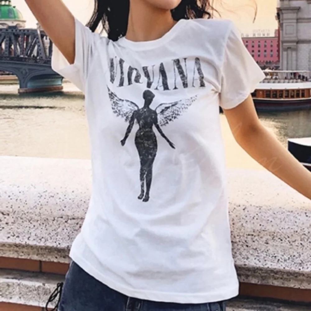 SOLD OUT White Nirvana Vintage Concert Band Graphic Tee - Picture 4 of 7